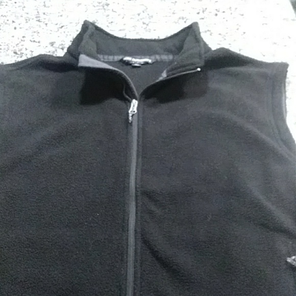 Port Authority Other - Mens black fleece vest.